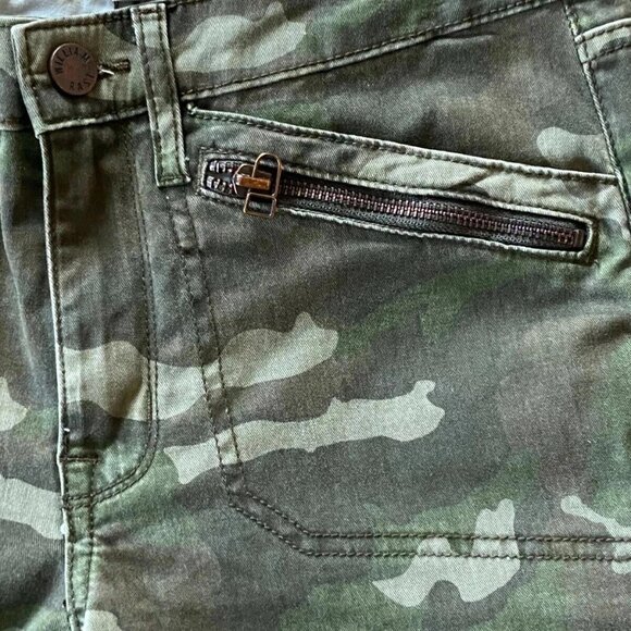 William Rast Jane Skinny Camo Cargo Pants Jeans Size 27 x 30 - Picture 8 of 11